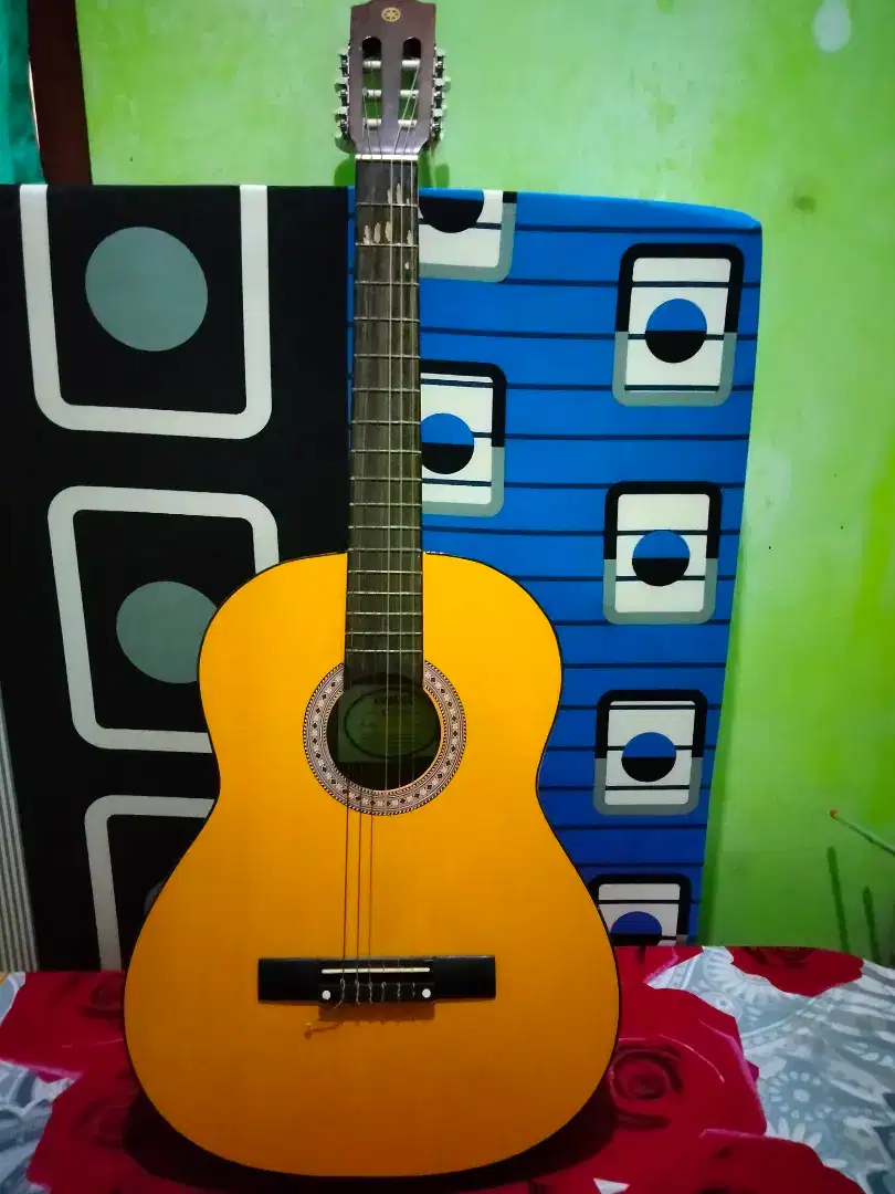 Gitar Yamaha C315