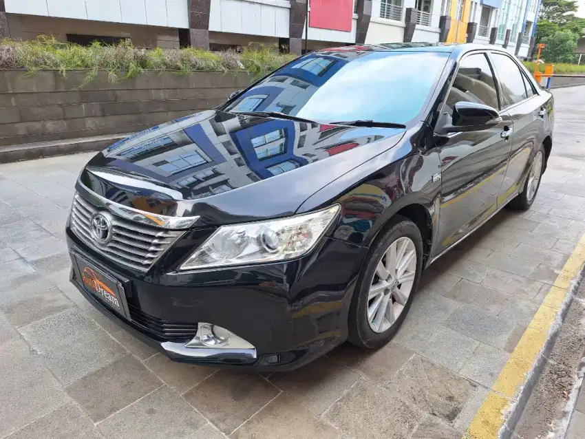 TDP 5jt_TOYOTA CAMRY 2.5 V AT 2014 BENSIN CAMRY V A/T 2014