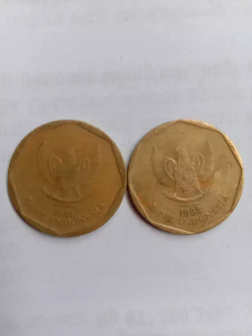 Dijual uang coin antik pecahan Rp 100