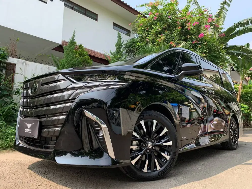 TOYOTA ALPHARD HEV 2024 BLACK ON BLACK