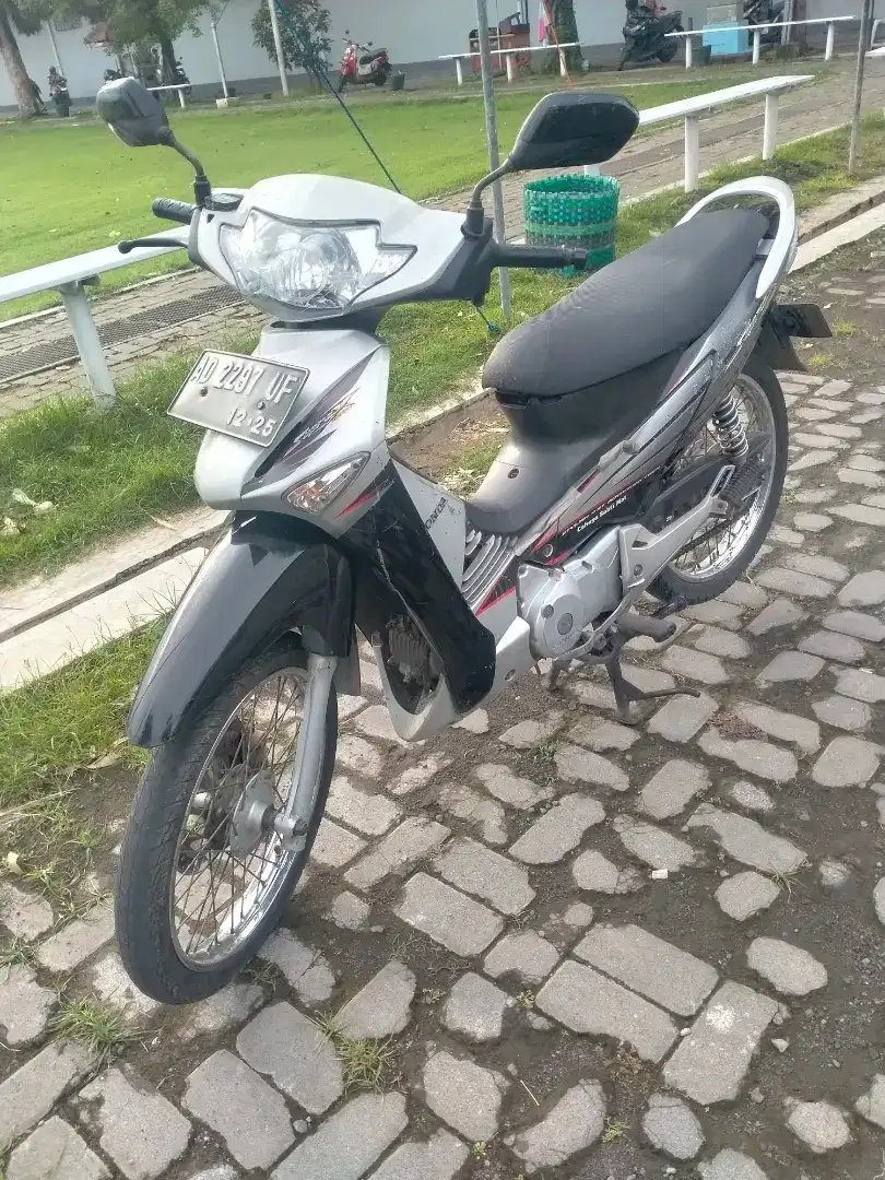 Supra x 125 2007 kondisi standart ex pak guru