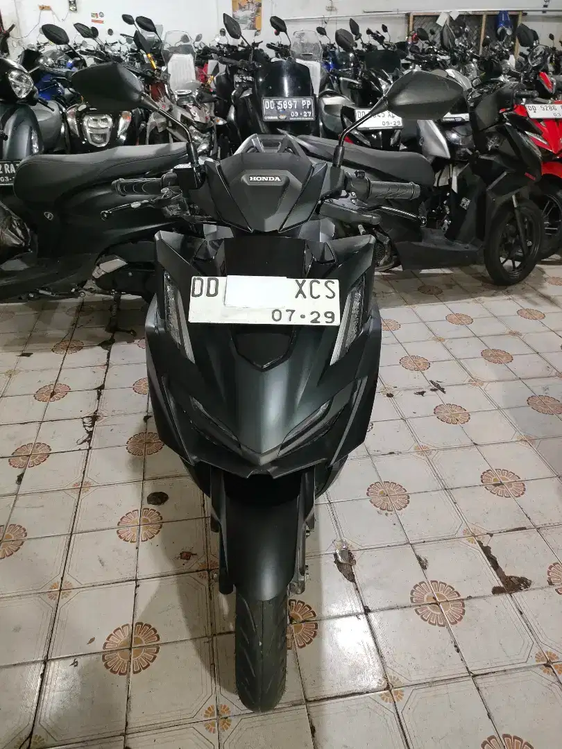 Honda vario 160 cc cbs iss 2024 hitam