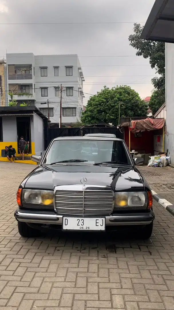 Mercedes-Benz Tiger 1981 Bensin