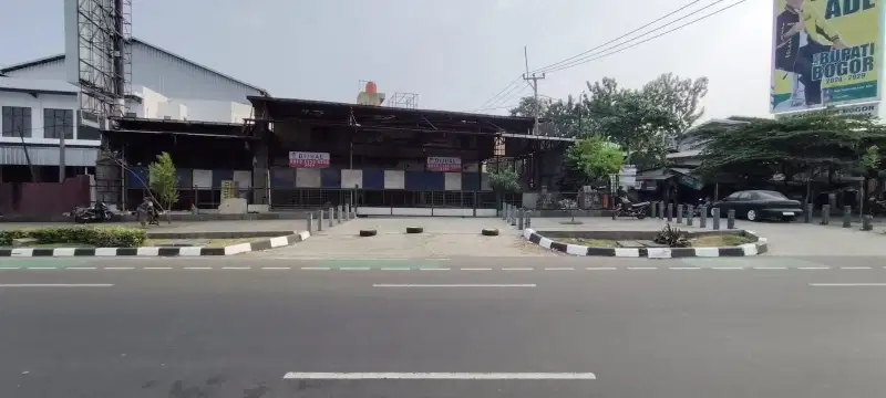 Ruang usaha Sentul pinggir jalan strategis termurah