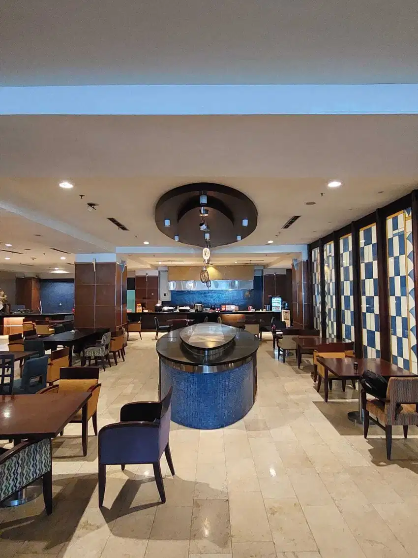 Sewa Space Resto di Hotel Bintang 5 Area Sudirman Luas 1000 m2, Nego