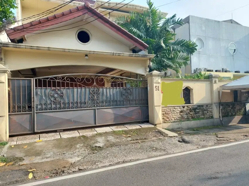 Rumah Nyaman Asri di Lingkungan Super Elite Cilandak Tengah