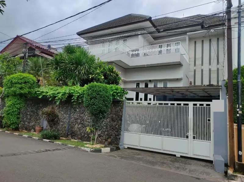 Di Jual Rumah Di Kebayoran Baru Dekat Ke Gandaria City