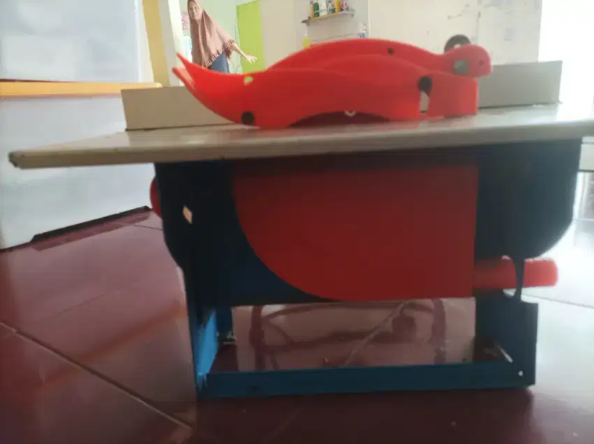 Mini Table Saw Modern