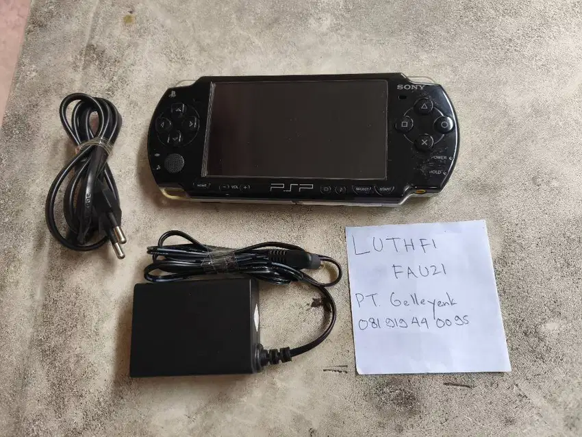 Playstation Portable PSP Slim 2000 Black 8GB Full Game 02