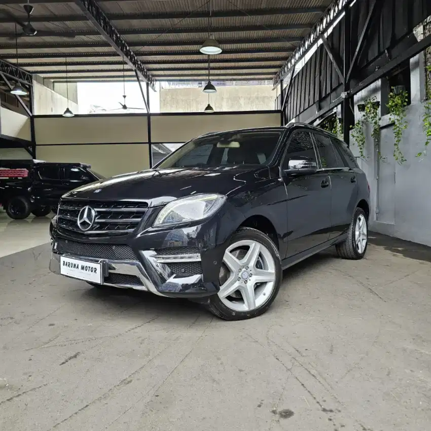 Mercedes Benz ML 400 AMG 2016 HITAM (Good Condition)