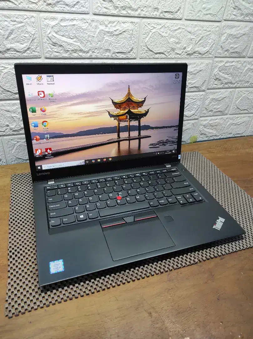 Lenovo Thinkpad T470s intel Core i5 Gen-6 Ram 8gb Ssd 256gb MULUSS