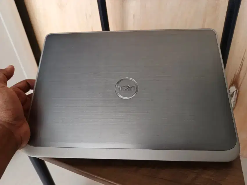 Laptop DELL Inspiron 14R