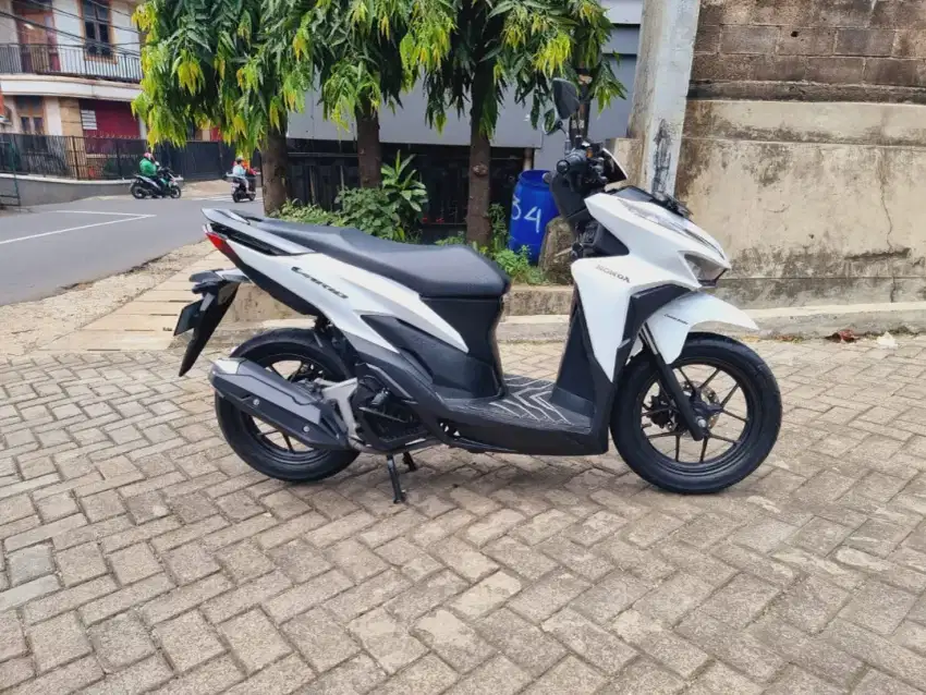 Credit motor bekas berkualitas - Honda Vario 150 Tahun 2019 Dp 1 Juta