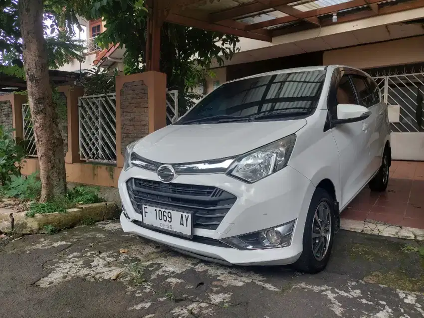 Daihatsu sigra R 1.2 AT