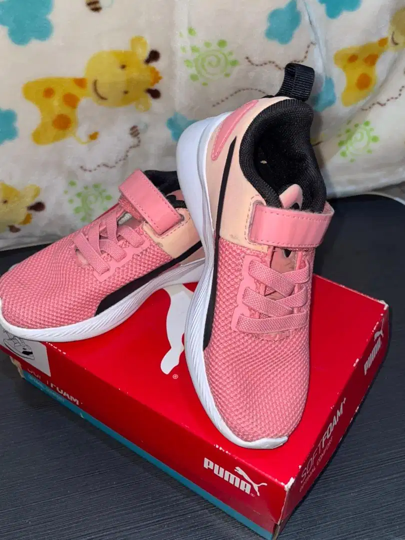 Jual sepatu anak puma