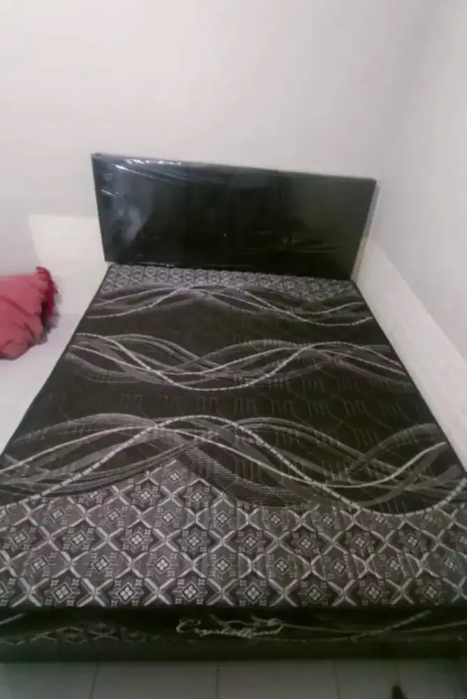 Jual spring bed set bekas