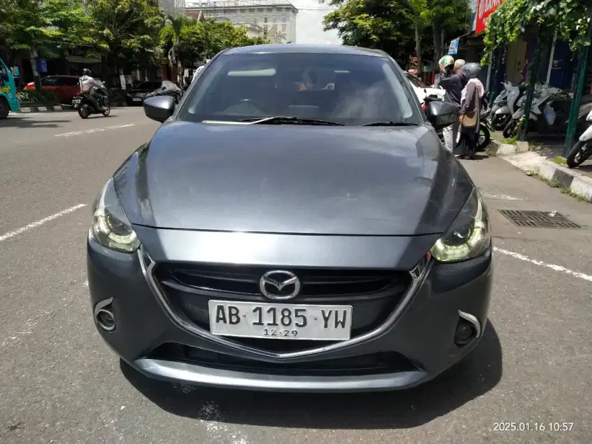 Mazda 2 R skyactiv 2015 AB