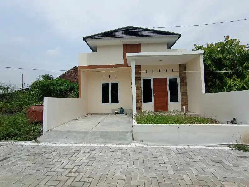 Rumah baru siap huni depok dalam lll pedurungan kota semarang