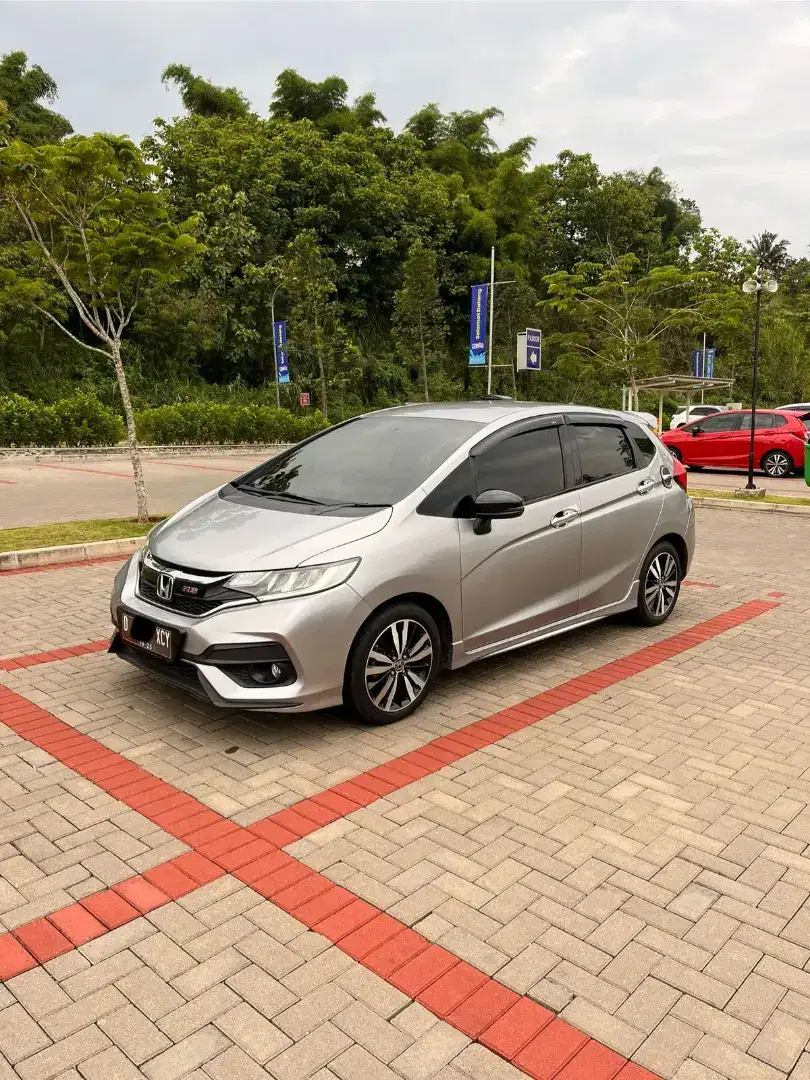 Jual Honda Jazz RS Metik 2020