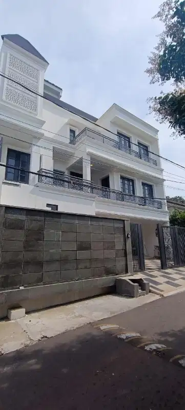 RUMAH  BARU MEWAH KEBAYORAN BARU JAKARTA SELATAN