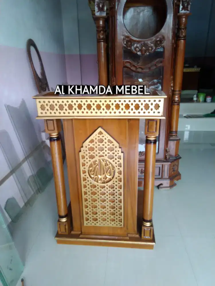 Terima pesanan mimbar masjid/mushola bahan kayu jati