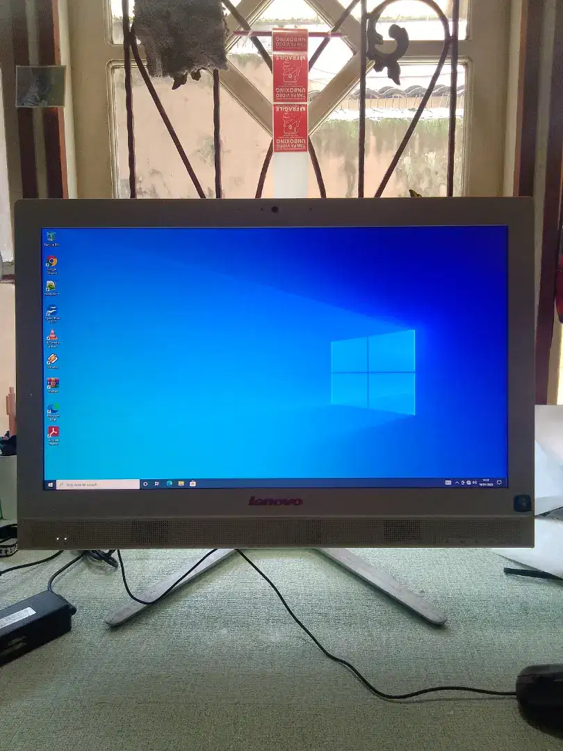 All in one Lenovo core i3 dual vga