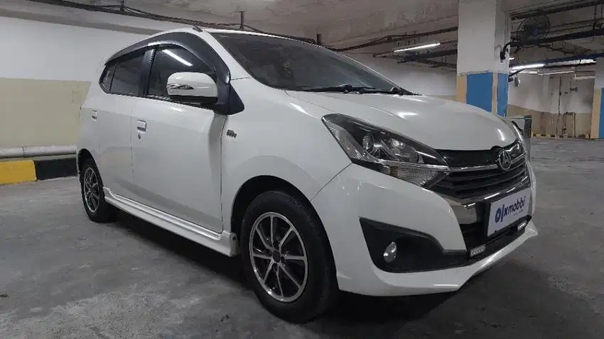 [OLX Mobbi] Daihatsu Ayla Hitam 1.2 R Bensin-MT 2018 FID