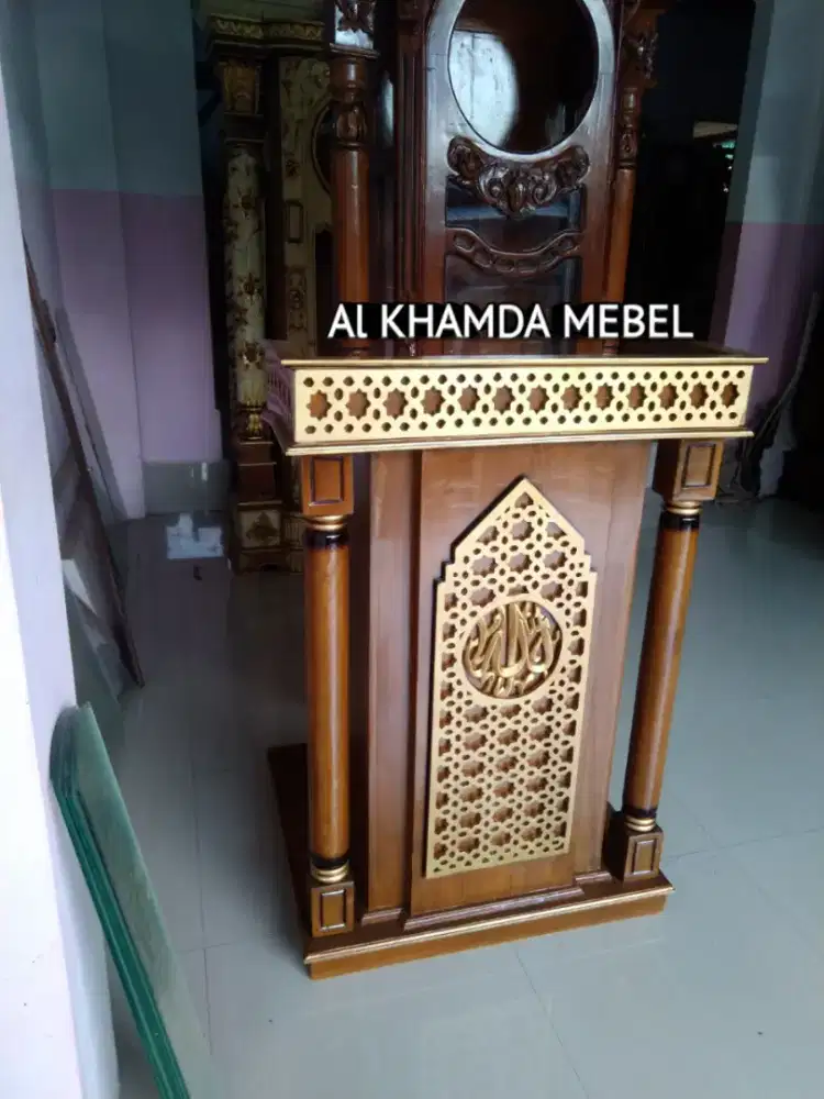 Terima pesanan mimbar masjid mushola bahan kayu jati