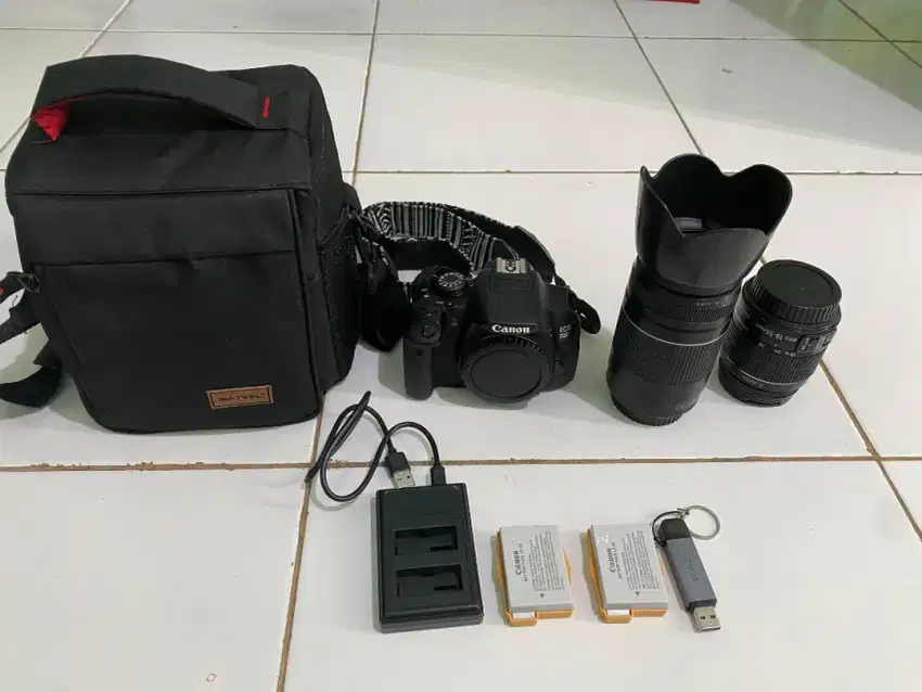 Lensa Canon 700D fullset