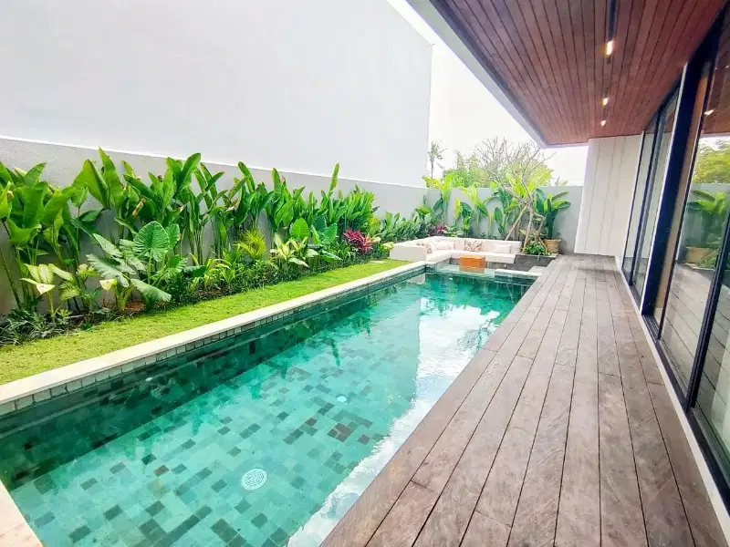 PROMO VILLA MODERN TOP INTERIOR & FURNISHED DEKAT PANTAI BATU BOLONG