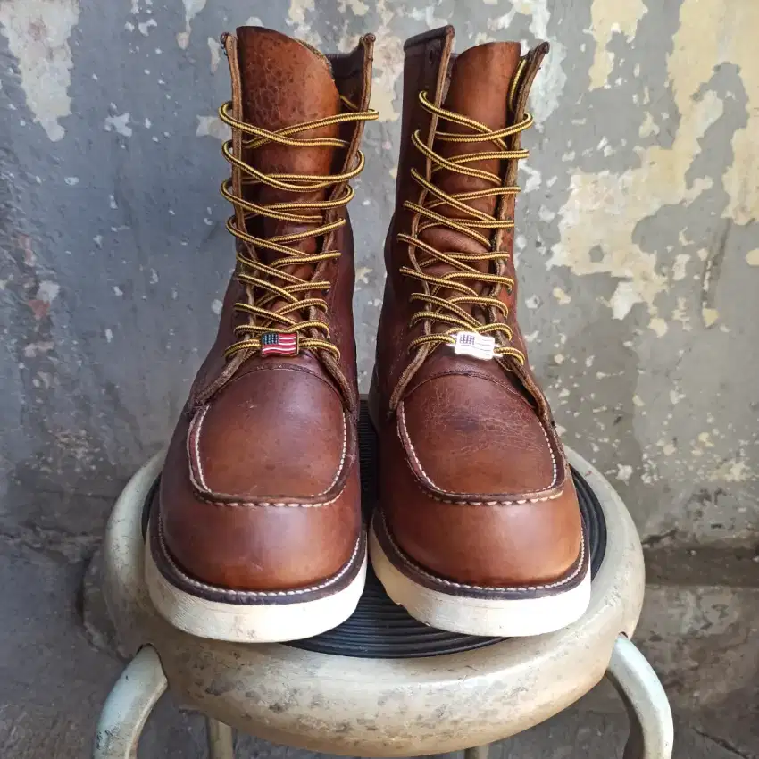 Redwing 877 size 10E ( 43 )