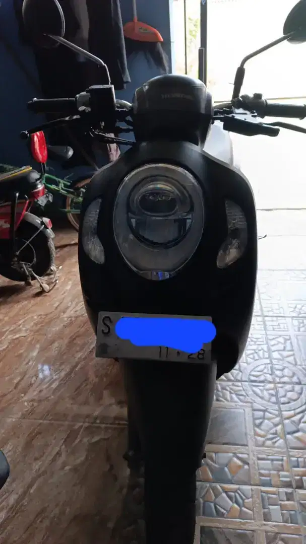 DIJUAL Scoopy prestige keyless 2023