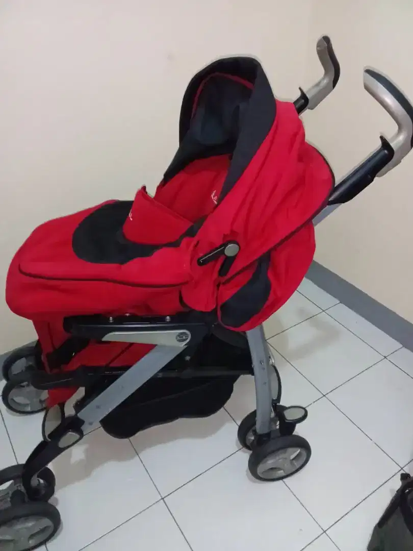 DIJUAL STROLLER BEKAS PAKAI MEREK SILVER CROSS BY MOTHERCARE