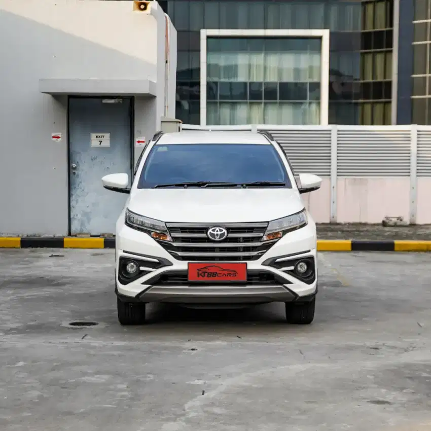 TOYOTA RUSH GR SPORT 1.5 A/T 2021