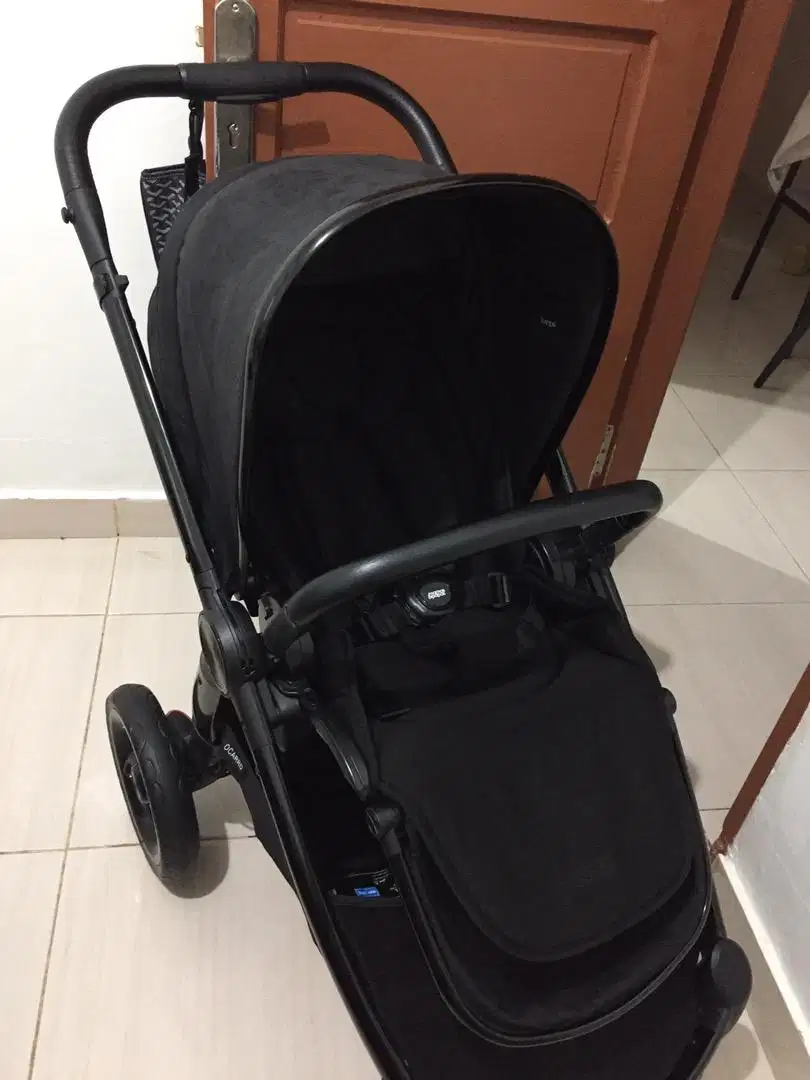 Di Jual Baby Stroller Mamas & Papas Ocarro Raven