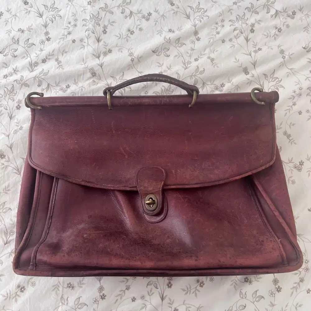 Vintage COACH British Tan Leather Beckmann Messenger Bag