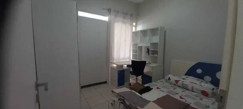 Rumah di Kota Baru Parahyangan, Furnished Strategis Siap Huni