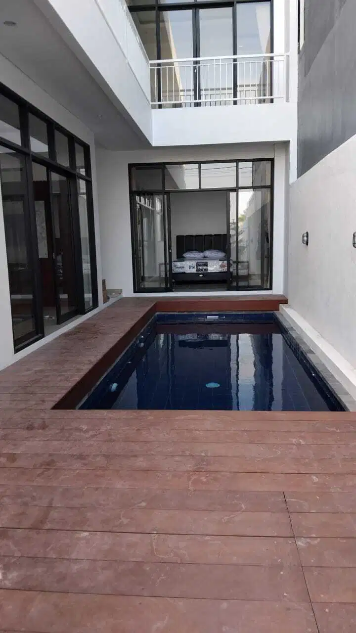 dijual villa lantai 2 canggu