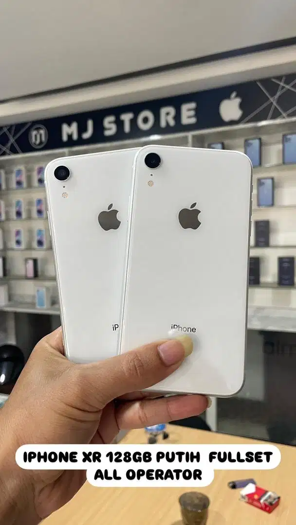 Iphone xr 128gb putih fullset all operator