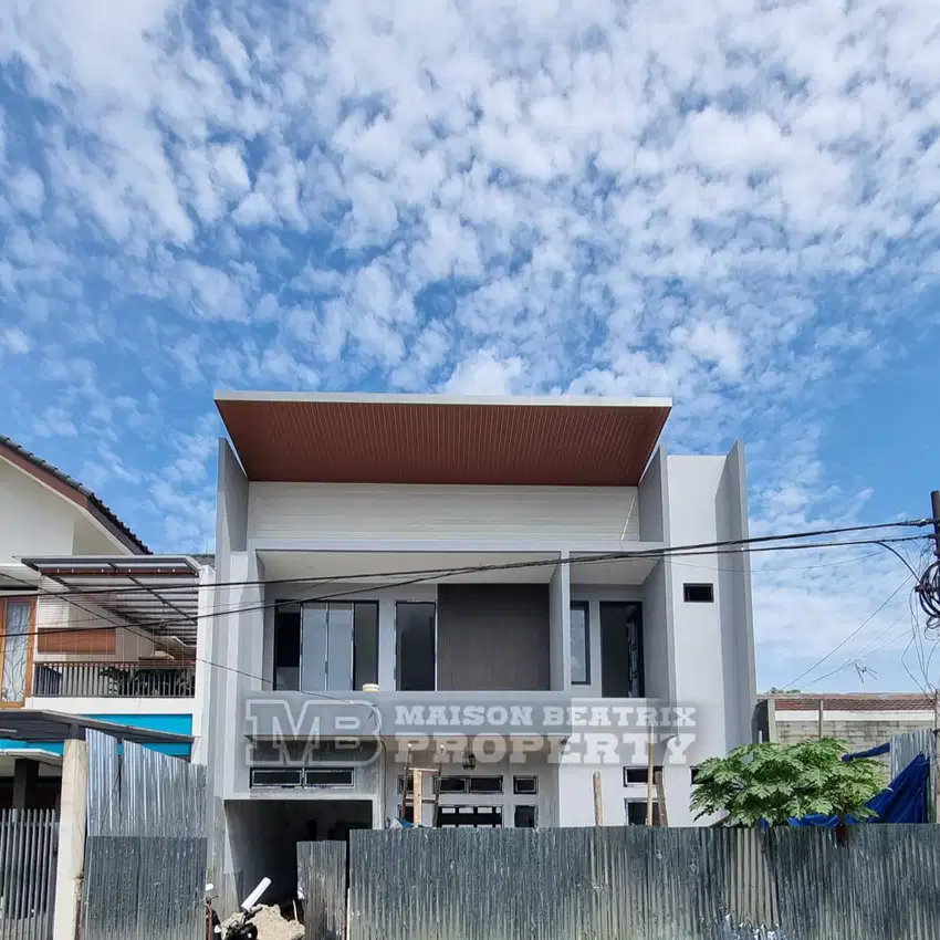 Di Jual Rumah Baru Siap Huni Di Griya Loka Bsd