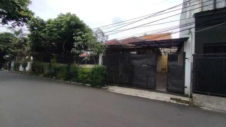 dijual rumah komplek bumi sariwangi1 blok depan,nego sampai jadi