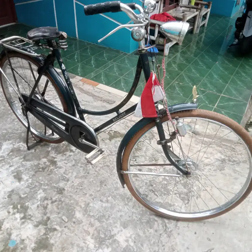 Sepeda onthel merk Relight Terawat ORI kondisi prima siap gowes