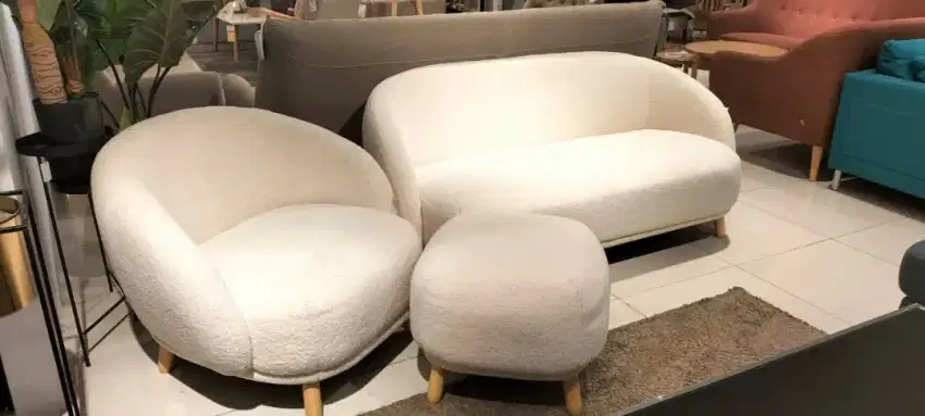 CREDIT SOFA SET