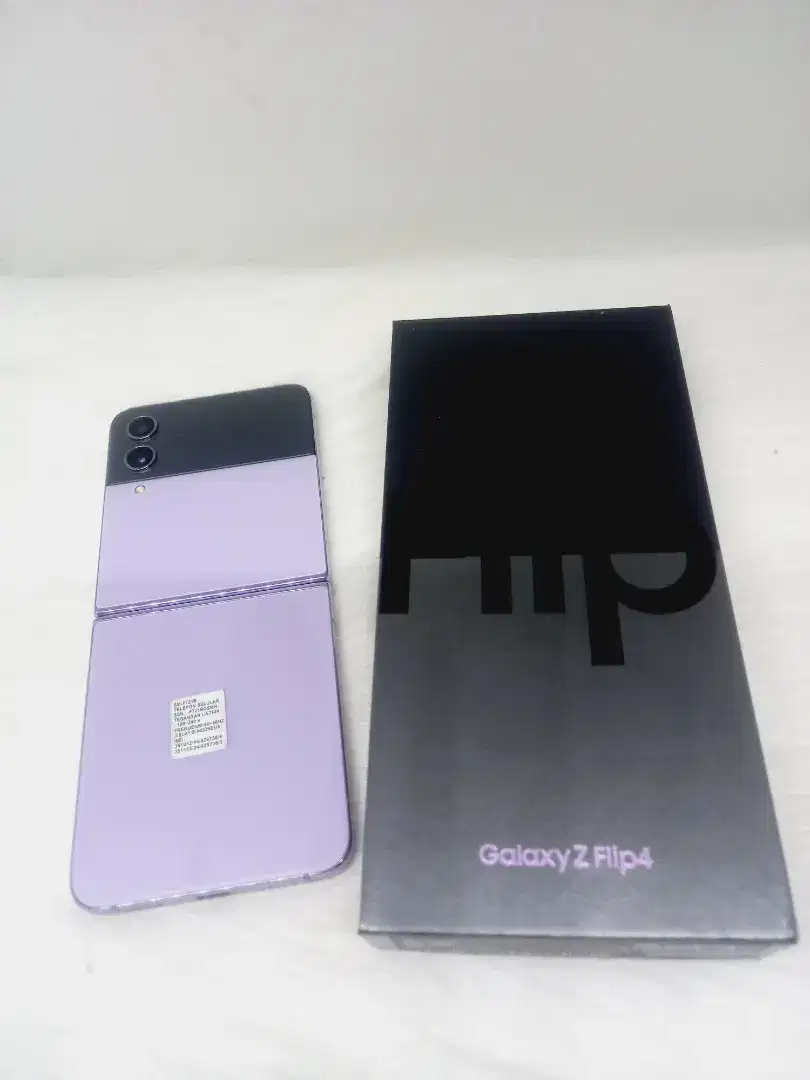 Samsung z flip 4 256GB 5g lte second original lengkap bisa tukar tambh