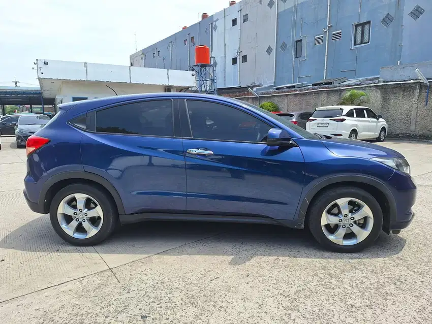 Pajak Panjang - Honda HR-V 1.5 E Bensin-AT 2016