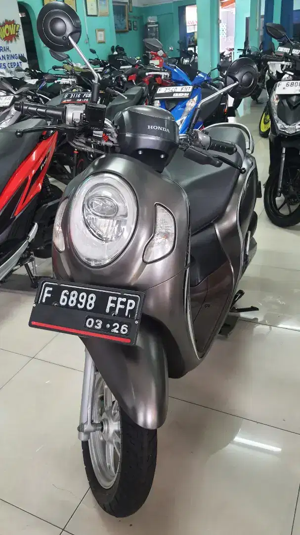 E new scoopy prestige 2021 mulus  siap pake