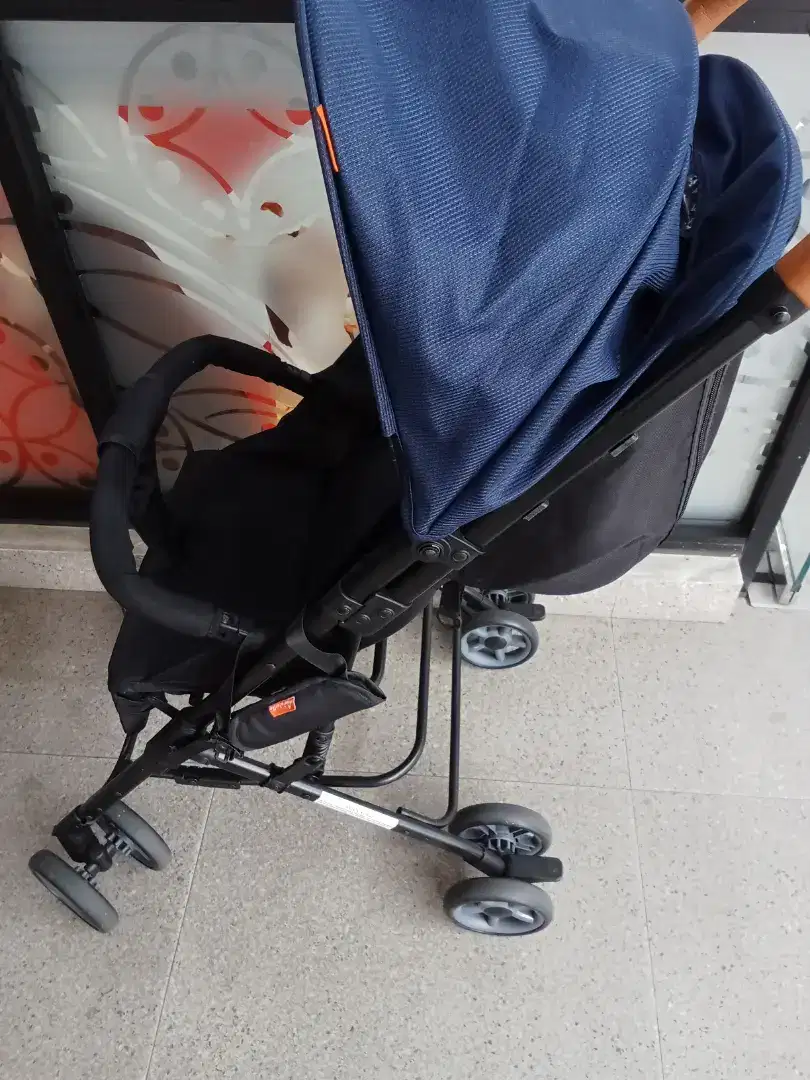 Stroller 3 posisi warna black biru