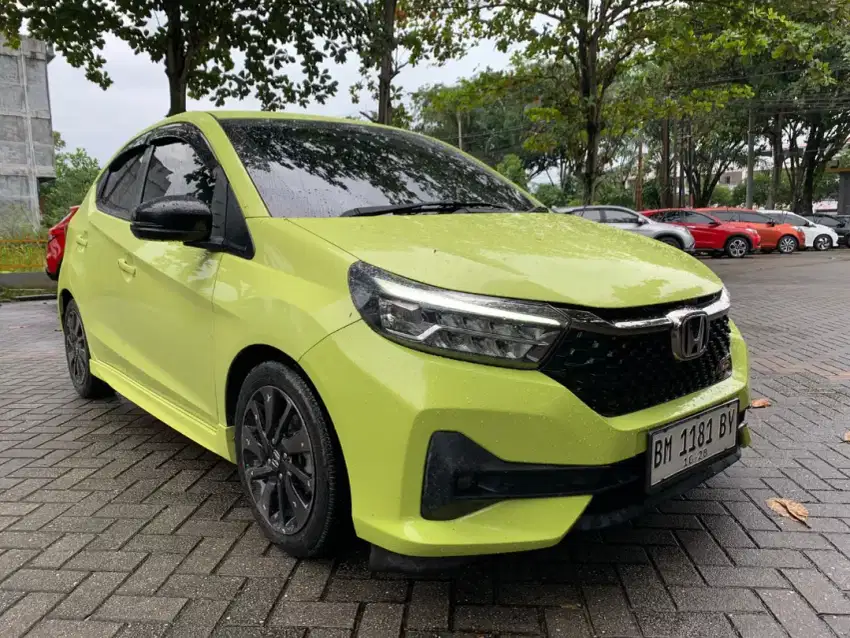 New Brio 1.2 RS AT 2023 KM 12 Ribuan