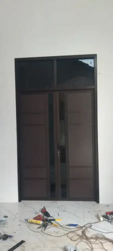 Kusen pintu jendela partisi aluminium