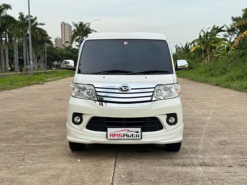 [ TDP 15 jt ]  Daihatsu Luxio 1.5 X MT 2022 Putih